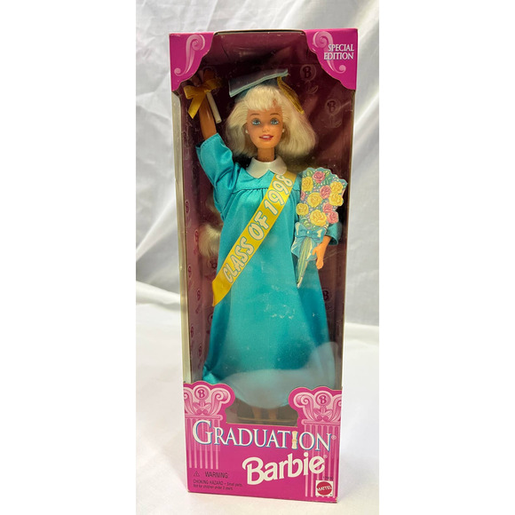 9905-NIB Class of 1998 Graduation Barbie Cap and Gown Special Edition - Picture 1 of 7